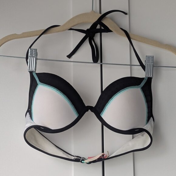 Victoria's Secret Blue and White Bikini Top NWOT - Picture 1 of 2